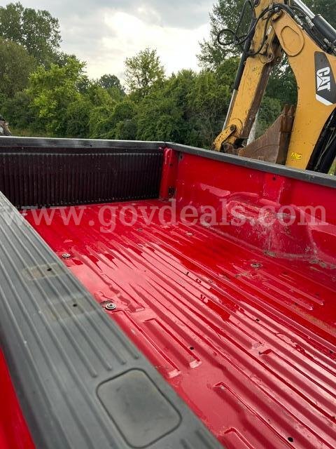 (P-12) 2009 Ford F-250 SD Ford F-250 Government Surplus Auction - Photo #6