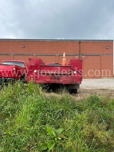 (P-20) 1997 Ford F-450 SD Ford F-450 Government Surplus Auction - Photo #3