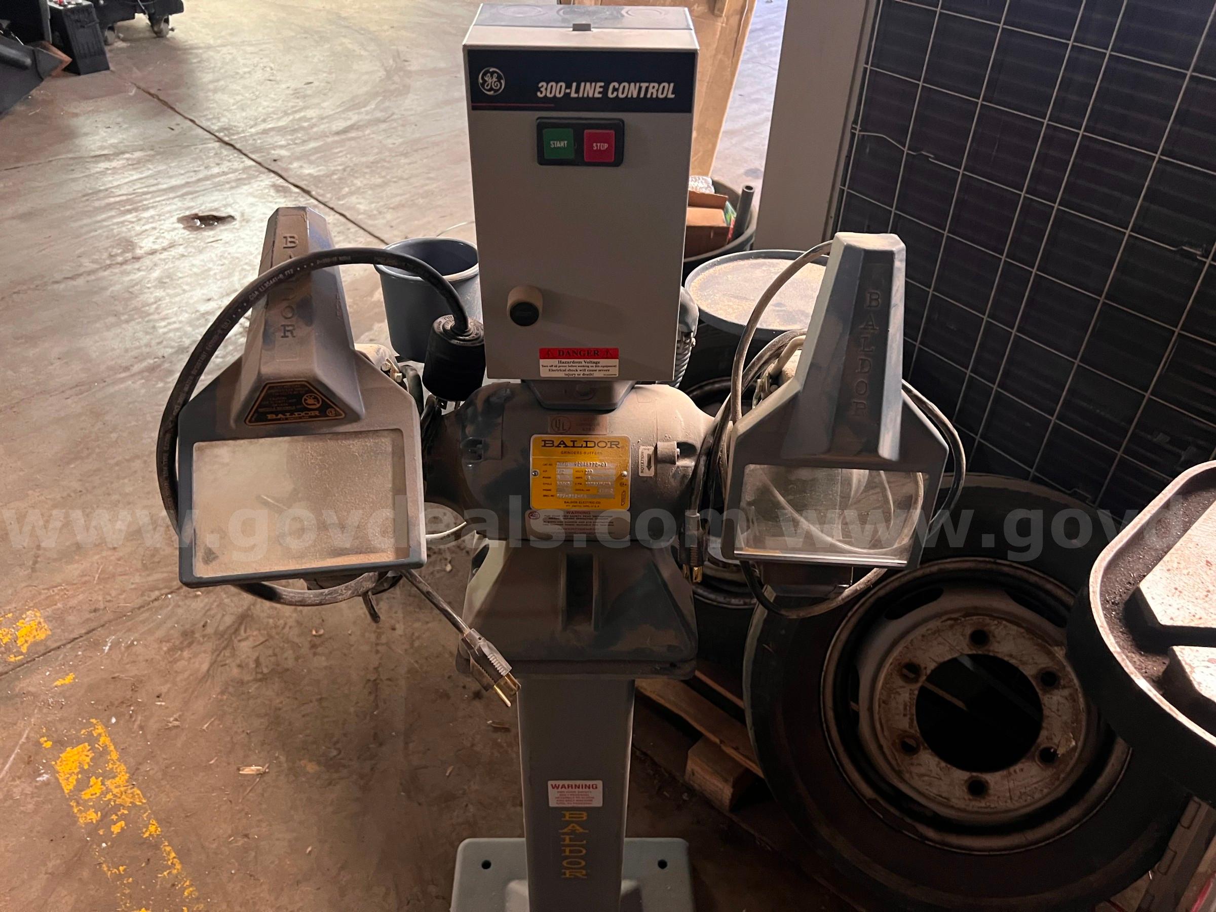 Baldor grinder with stand   Government Surplus Auction - Photo #2