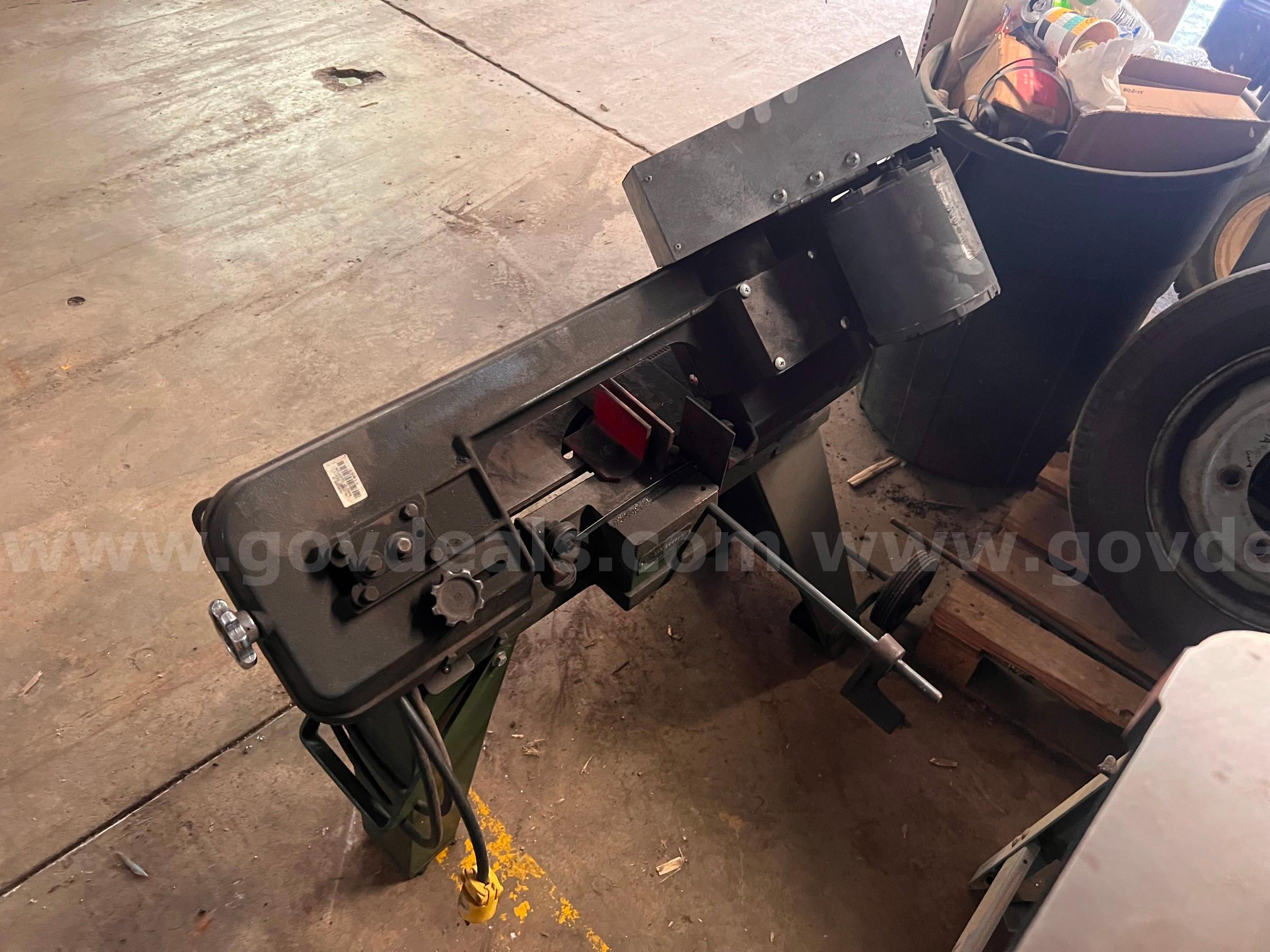 Industrial metal saw   Government Surplus Auction - Primary Photo