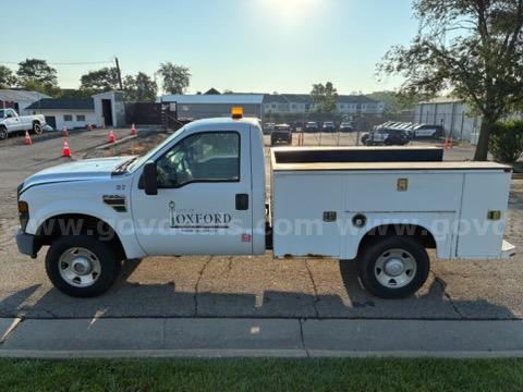 2008 Ford F-250 SD XL 4WD Ford F-250 Government Surplus Auction - Primary Photo