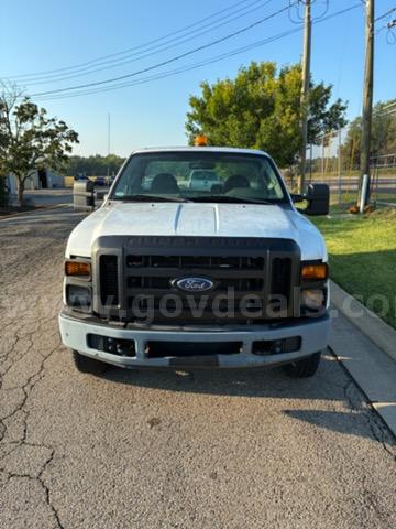 2008 Ford F-250 SD XL 4WD Ford F-250 Government Surplus Auction - Photo #3
