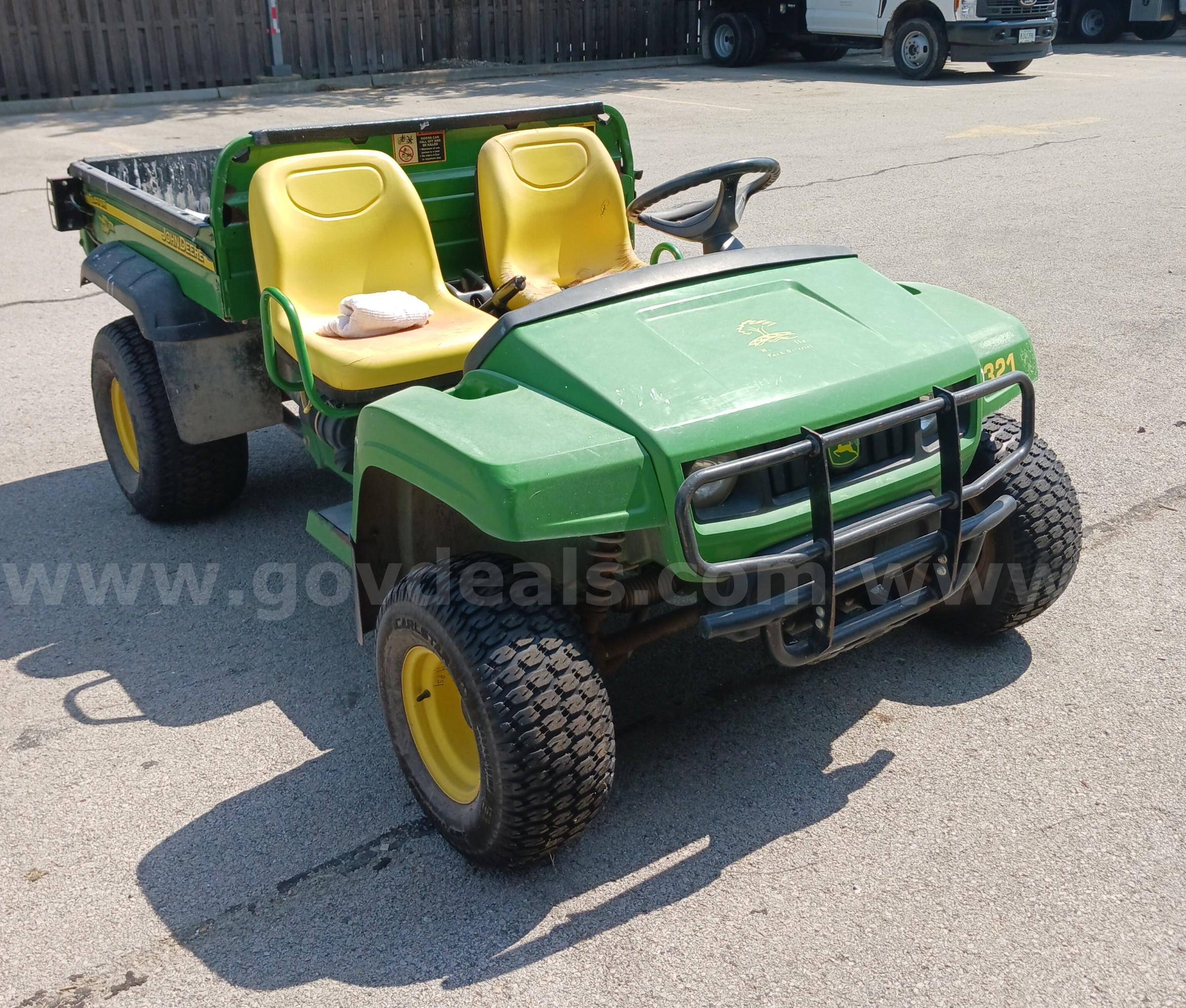2008 John Deere Gasoline Turf TX Gator John Deere TX Gator Government Surplus Auction - Photo #2
