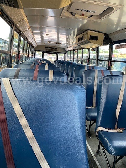 2011 Freightliner B2 Bus Chassis Freightliner B2 Bus Chassis Government Surplus Auction - Photo #5