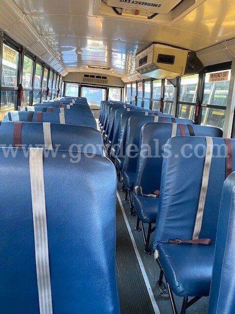 2011 Freightliner B2 Bus Chassis Freightliner B2 Bus Chassis Government Surplus Auction - Photo #5