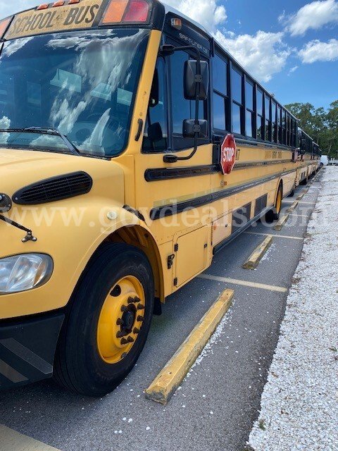 2011 Freightliner B2 Bus Freightliner B2 Bus Chassis Government Surplus Auction - Photo #4