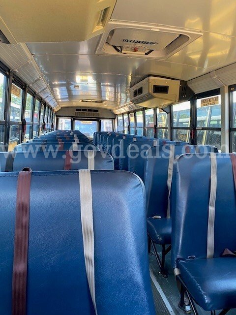 2011 Freightliner B2 Bus Chassis Freightliner B2 Bus Chassis Government Surplus Auction - Photo #4