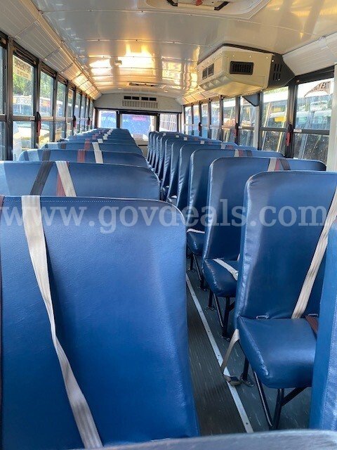 2011 Freightliner B2 Bus Chassis Freightliner B2 Bus Chassis Government Surplus Auction - Photo #5