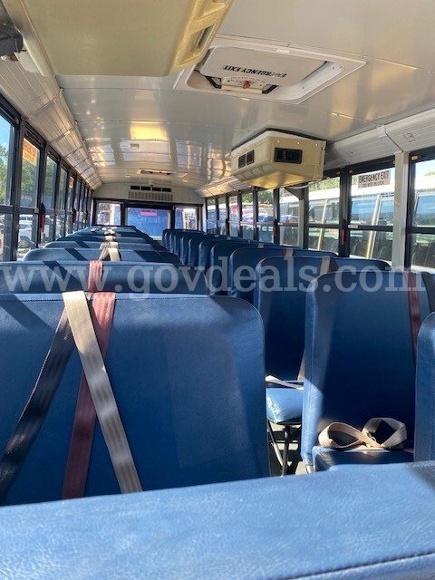 2011 Freightliner B2 Bus Chassis Freightliner B2 Bus Chassis Government Surplus Auction - Photo #4