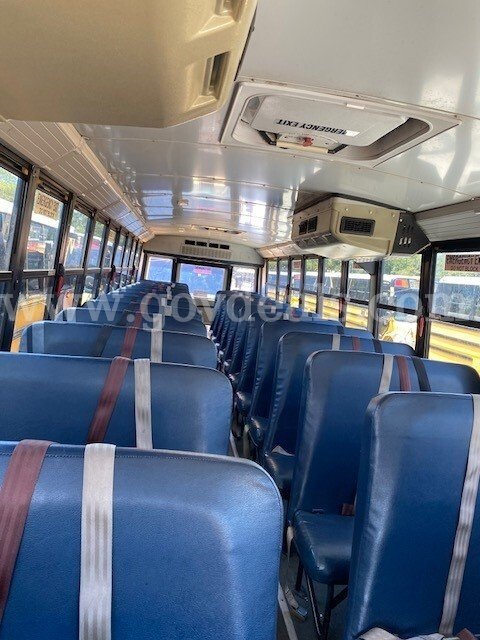 2011 Freightliner B2 Bus Chassis Freightliner B2 Bus Chassis Government Surplus Auction - Photo #3