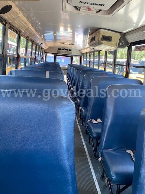 2011 Freightliner B2 Bus Freightliner B2 Bus Chassis Government Surplus Auction - Photo #5