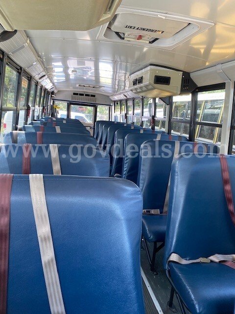 2011 Freightliner B2 Bus Freightliner B2 Bus Chassis Government Surplus Auction - Photo #4