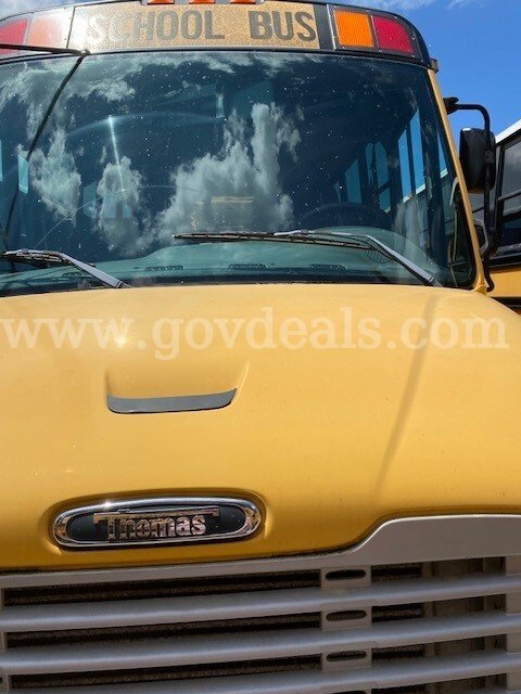 2011 Freightliner B2 Bus Freightliner B2 Bus Chassis Government Surplus Auction - Photo #4