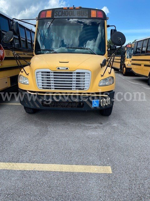 2011 Freightliner B2 Bus Chassis Freightliner B2 Bus Chassis Government Surplus Auction - Primary Photo
