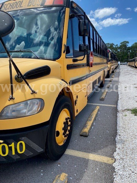 2011 Freightliner B2 Bus Freightliner B2 Bus Chassis Government Surplus Auction - Photo #4