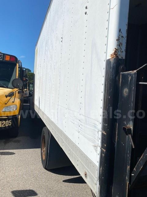 1990 Ford F700 LPO Ford F700 Government Surplus Auction - Photo #5