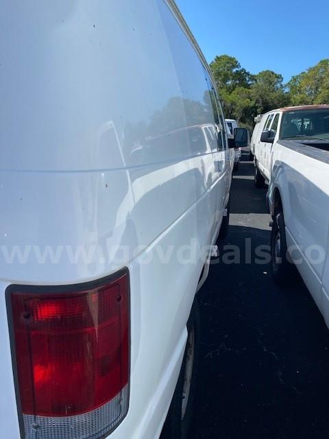 2009 Ford Econoline Ford Econoline Government Surplus Auction - Photo #5