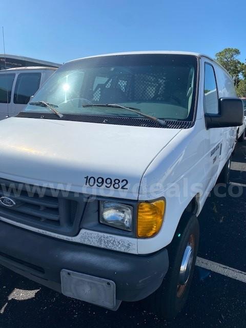2004 Ford Econoline Ford Econoline Government Surplus Auction - Primary Photo