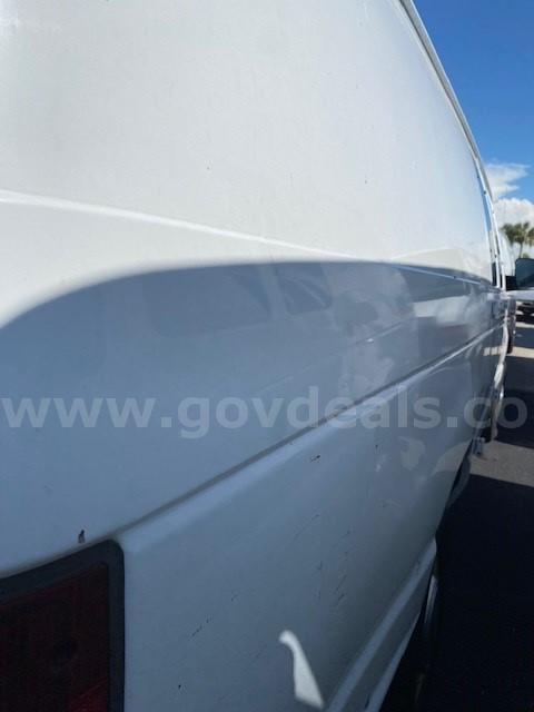 2004 Ford Econoline Ford Econoline Government Surplus Auction - Photo #4