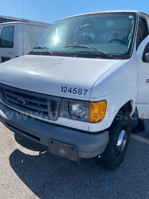 2006 Ford Econoline Ford Econoline Government Surplus Auction - Primary Photo
