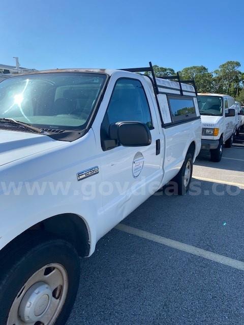 2007 Ford F-250 SD Ford F-250 Government Surplus Auction - Photo #2