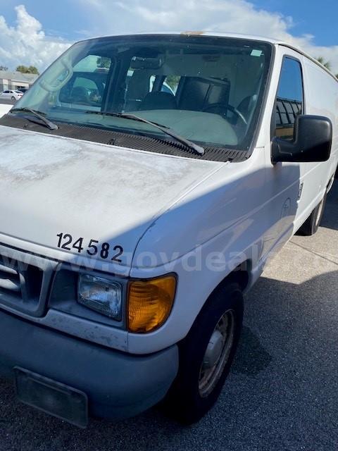 2006 Ford Econoline Ford Econoline Government Surplus Auction - Photo #4