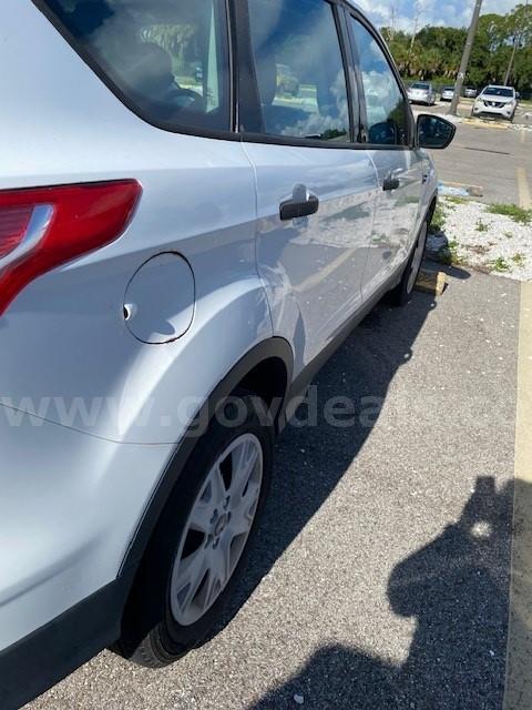 2014 Ford Escape Ford Escape Government Surplus Auction - Photo #2