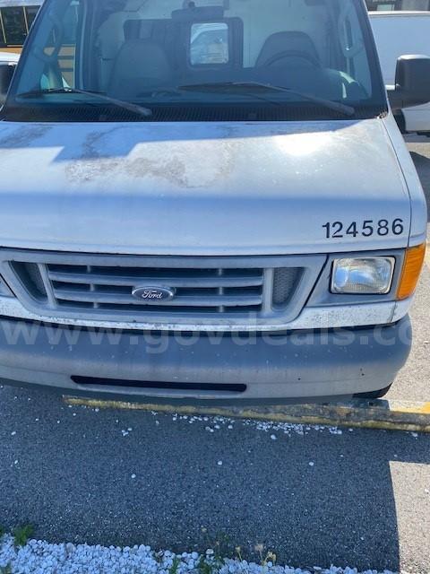 2006 Ford Econoline Ford Econoline Government Surplus Auction - Primary Photo