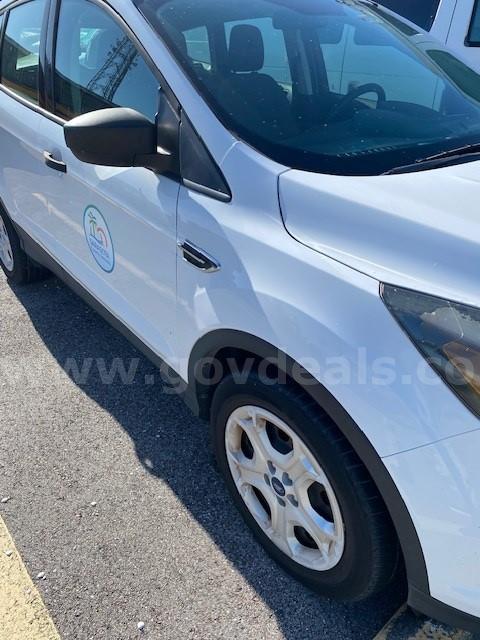 2018 Ford Escape Ford Escape Government Surplus Auction - Photo #3