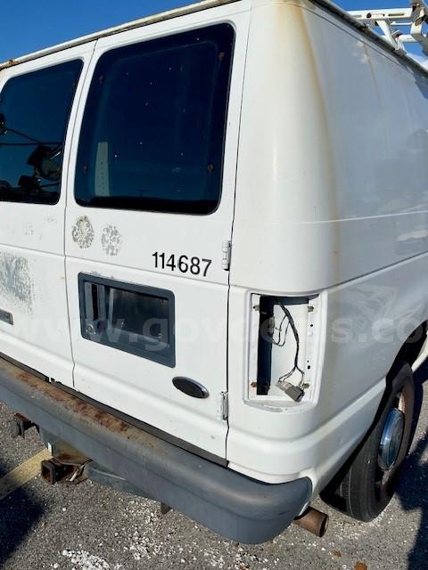 2006 Ford Econoline Ford Econoline Government Surplus Auction - Primary Photo
