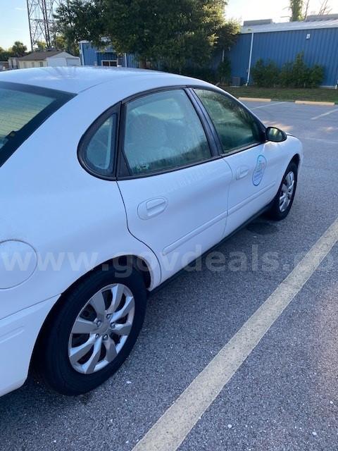 2005 Ford Taurus Ford Taurus Government Surplus Auction - Photo #4