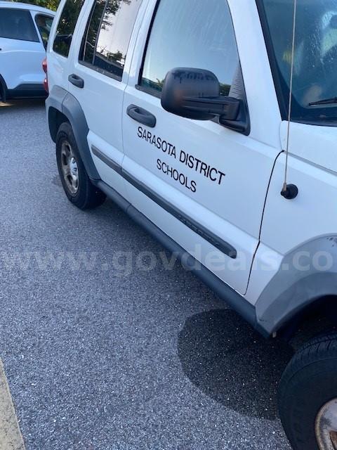 2006 Jeep Liberty Jeep Liberty Government Surplus Auction - Photo #3