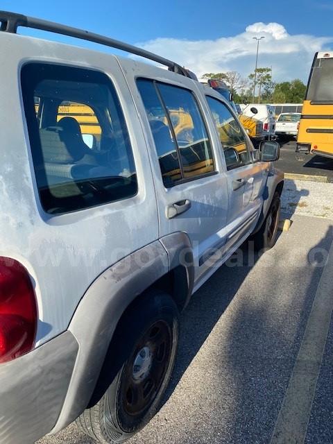 2004 Jeep Liberty Jeep Liberty Government Surplus Auction - Photo #4