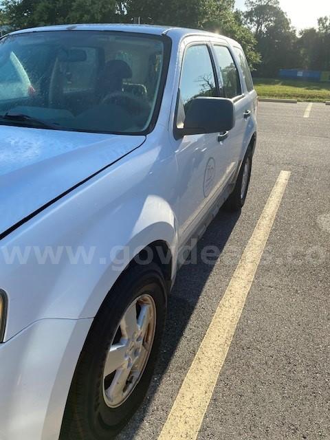 2009 Ford Escape Ford Escape Government Surplus Auction - Photo #2