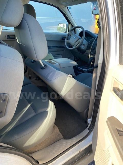 2009 Ford Escape Ford Escape Government Surplus Auction - Photo #5