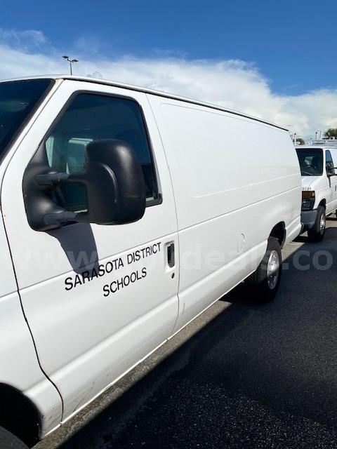 2013 Ford Econoline Ford Econoline Government Surplus Auction - Photo #2
