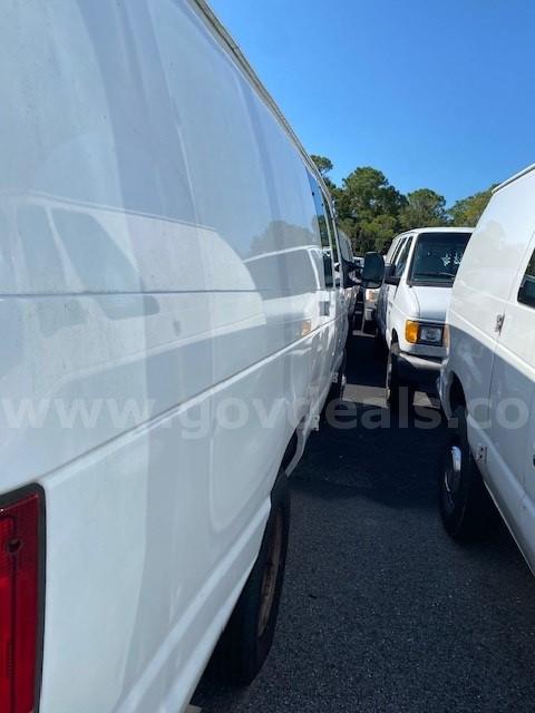 2013 Ford Econoline Ford Econoline Government Surplus Auction - Photo #4