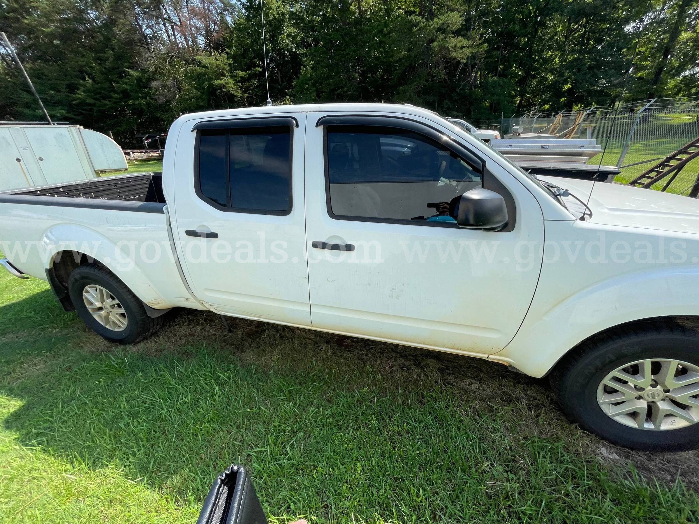2016 Nissan Frontier Nissan Frontier Government Surplus Auction - Photo #5