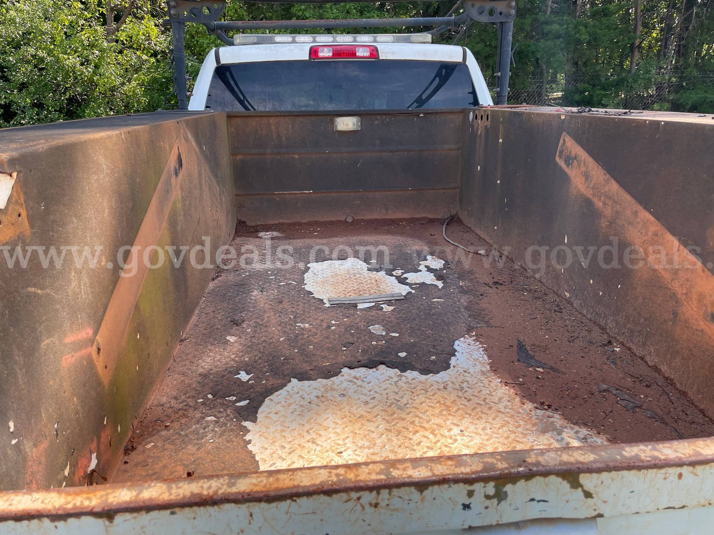 2015 RAM 2500 - MUST BE TOWED RAM RAM 2500 Government Surplus Auction - Photo #6
