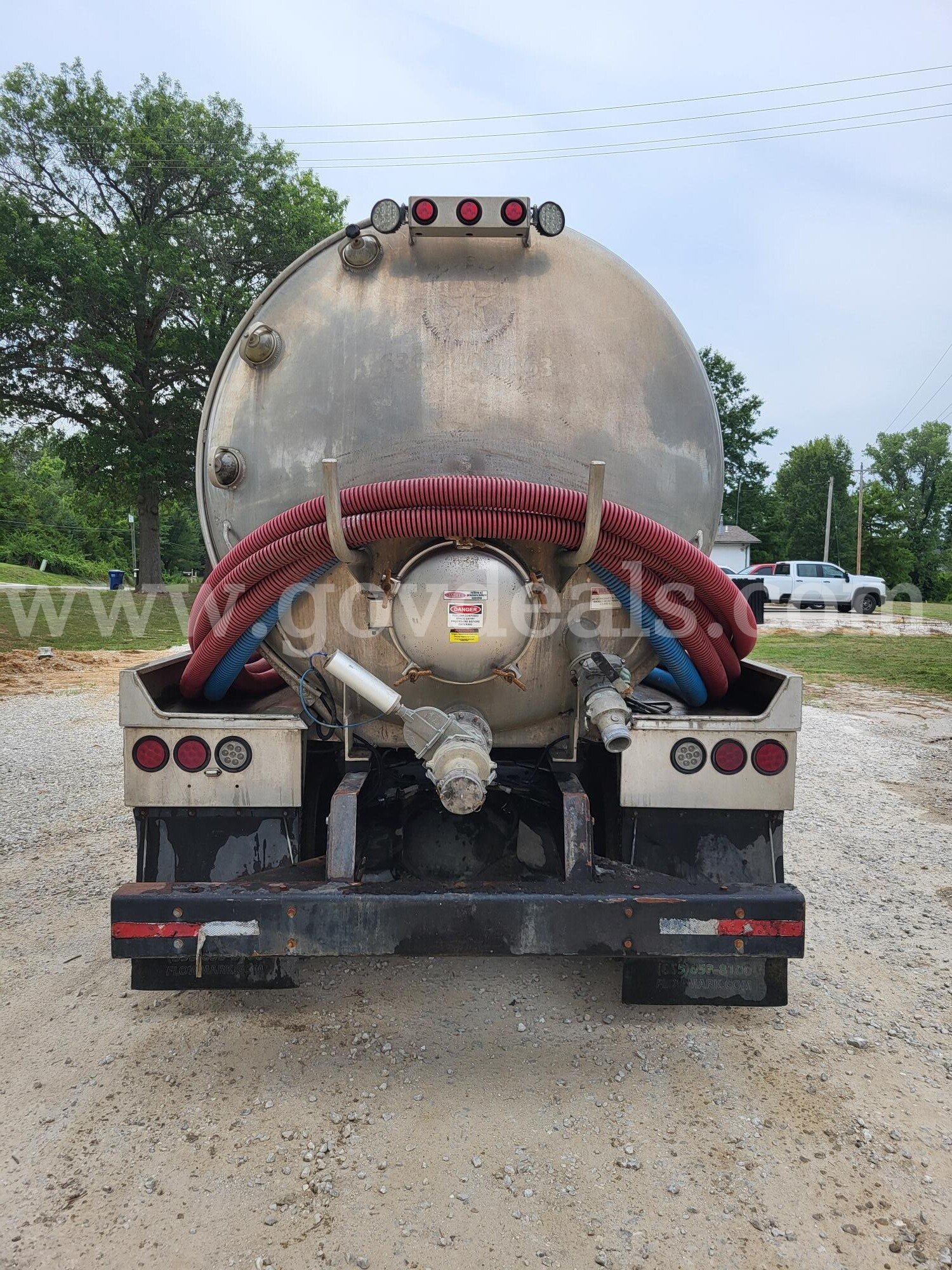 2019 Freightliner M2 Tank Truck Aluminum 4000 Gallon Freightliner 4000 Government Surplus Auction - Photo #3