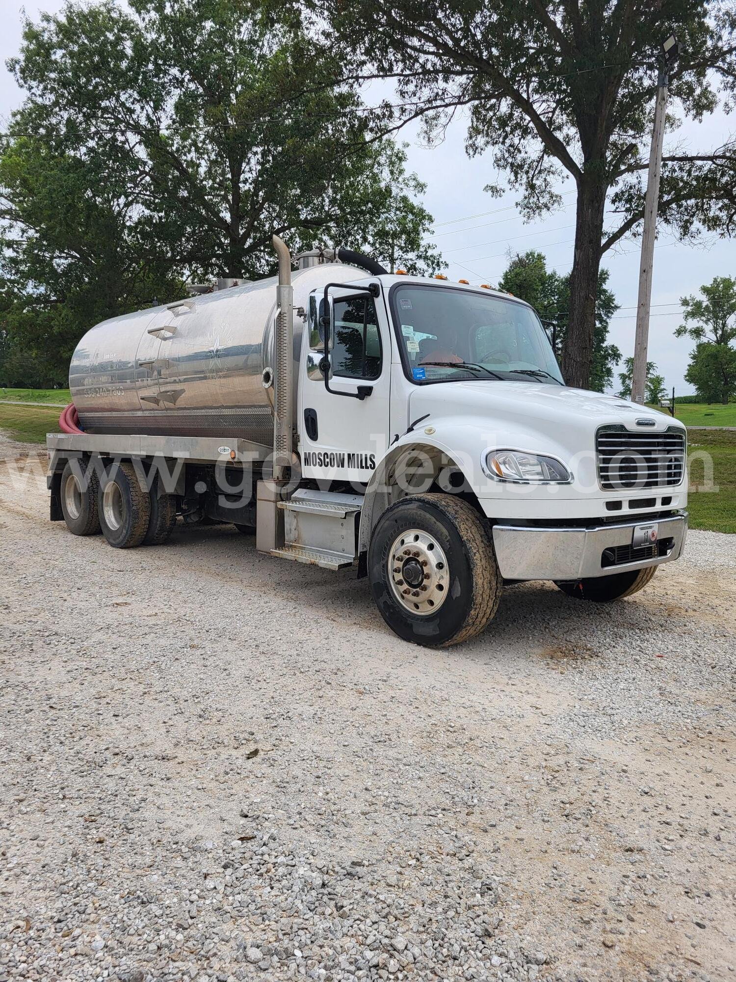 2019 Freightliner M2 Tank Truck Aluminum 4000 Gallon Freightliner 4000 Government Surplus Auction - Photo #5