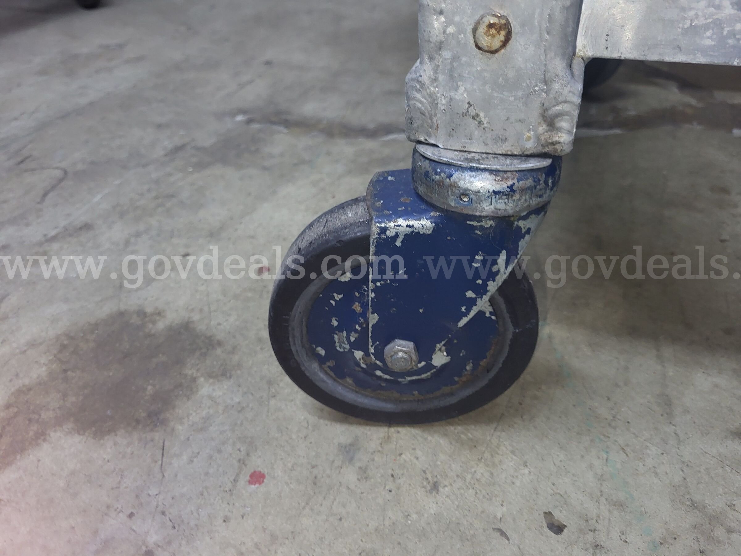 Sheet Pan Cart Cres-Cor  Government Surplus Auction - Photo #3