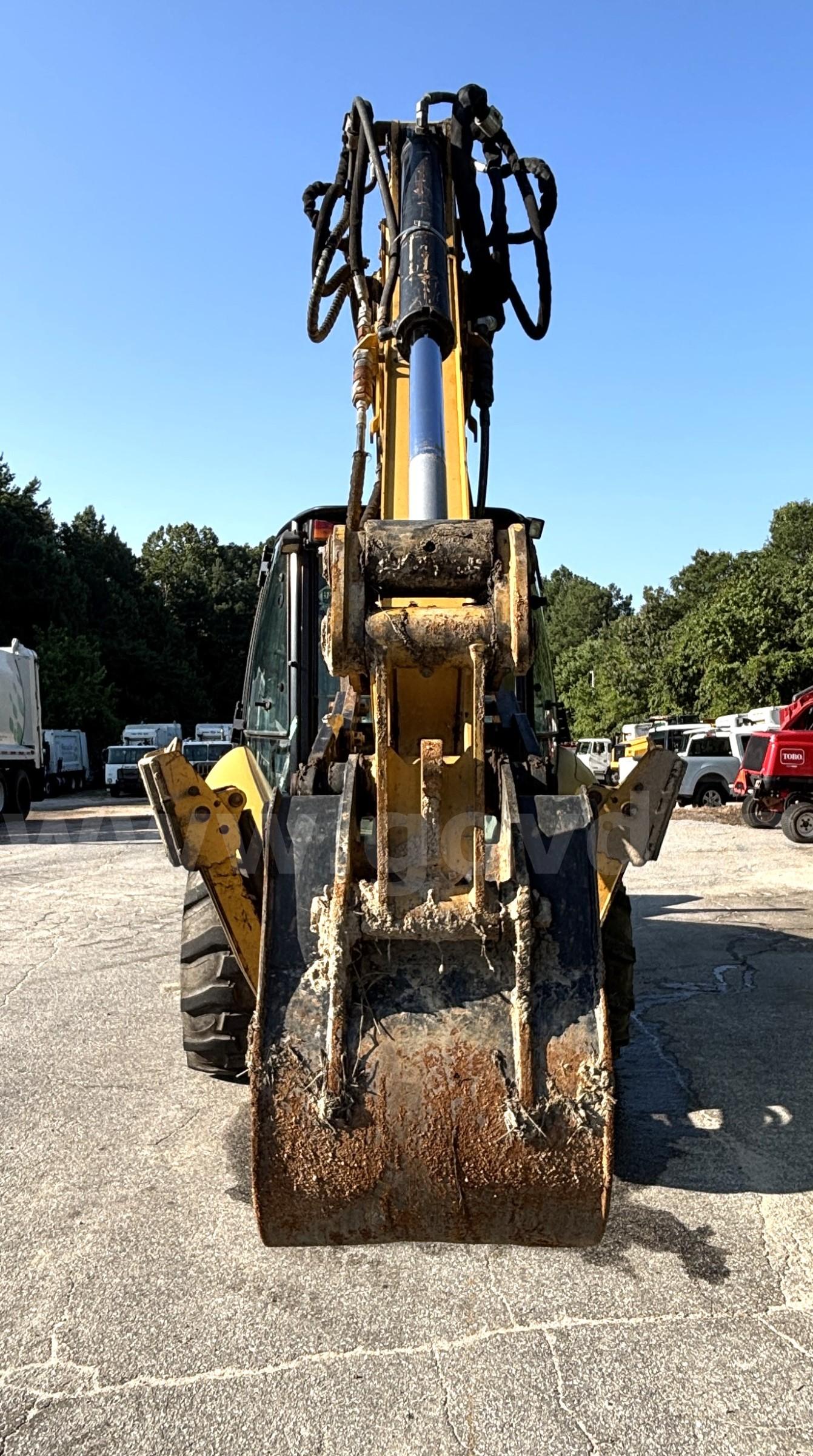 2013 Caterpillar 416F, 4WD Front-end Bucket Loader with Backhoe and Thumb Caterpillar 416F Government Surplus Auction - Photo #5