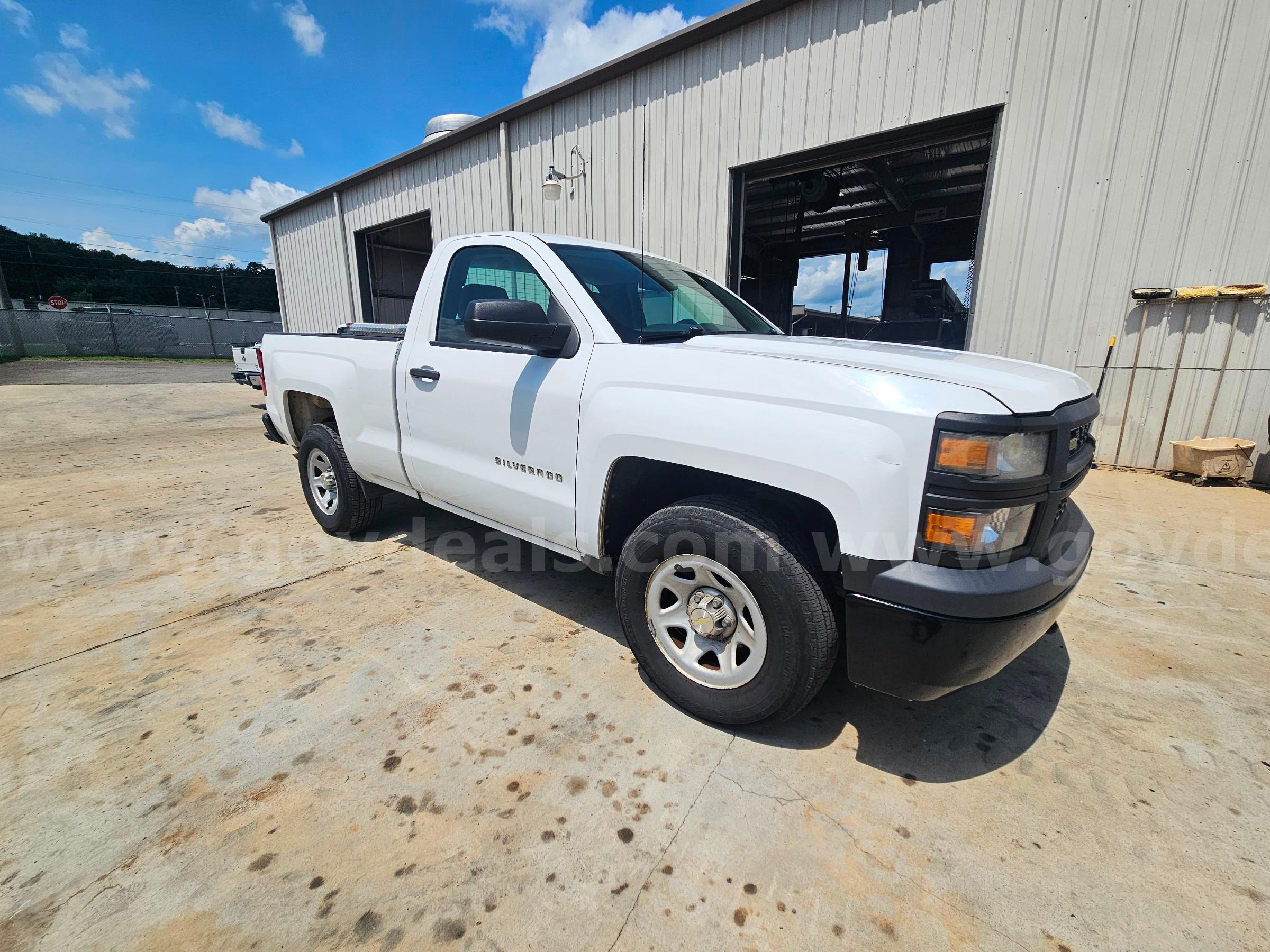 2015 Chevrolet Silverado 1500 Work Truck Short Box 2WD Chevrolet Silverado Government Surplus Auction - Primary Photo