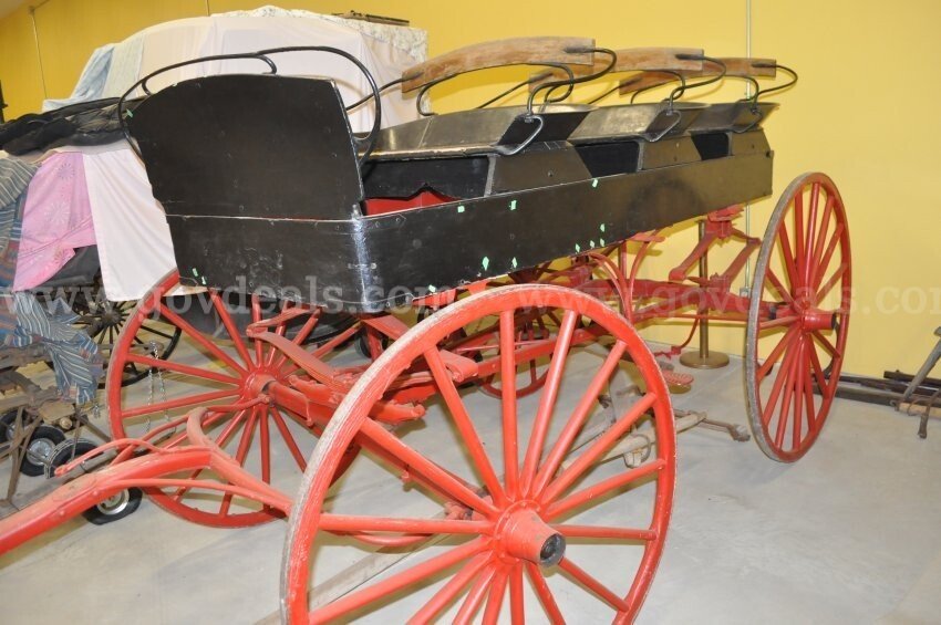Triple-seat Democrat type wooden wagon   Government Surplus Auction - Photo #2