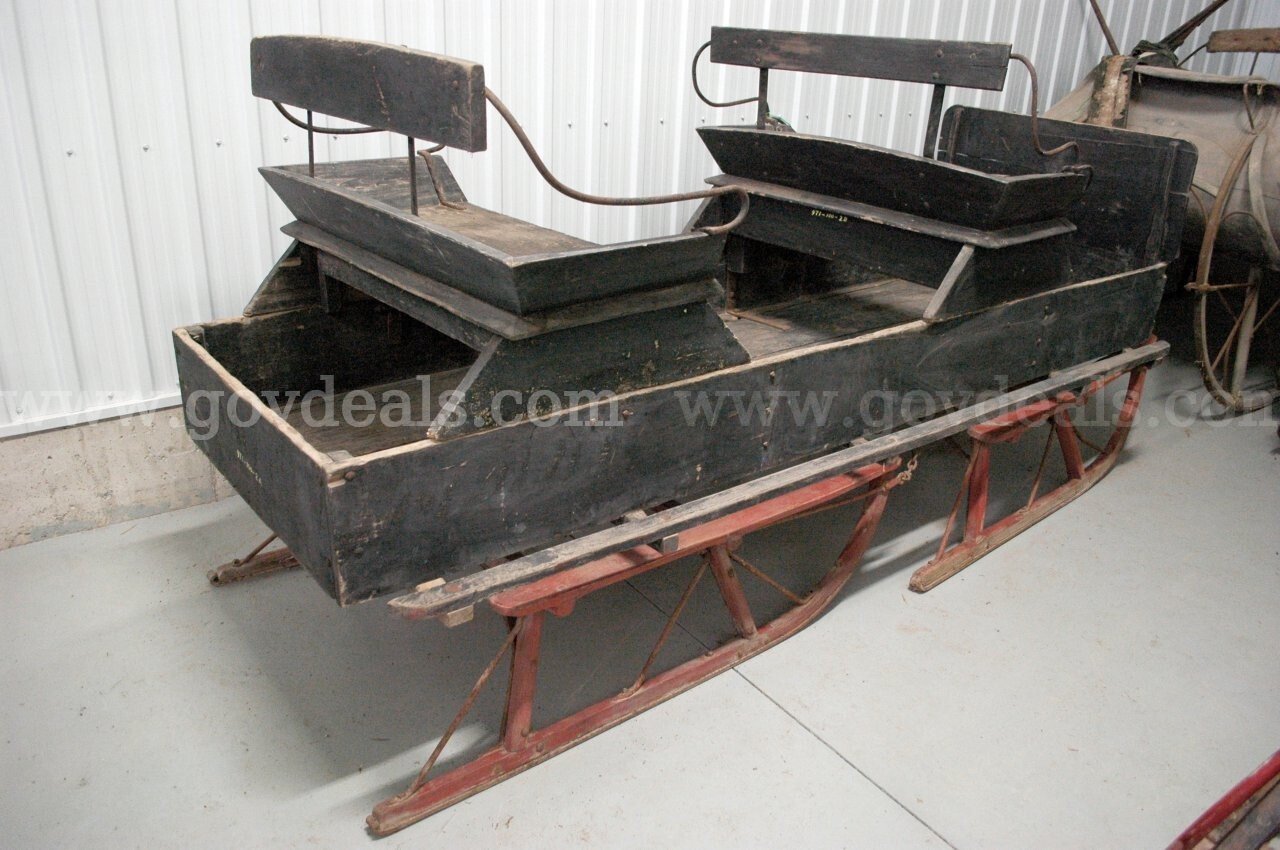 Double sleigh/cutter   Government Surplus Auction - Photo #2