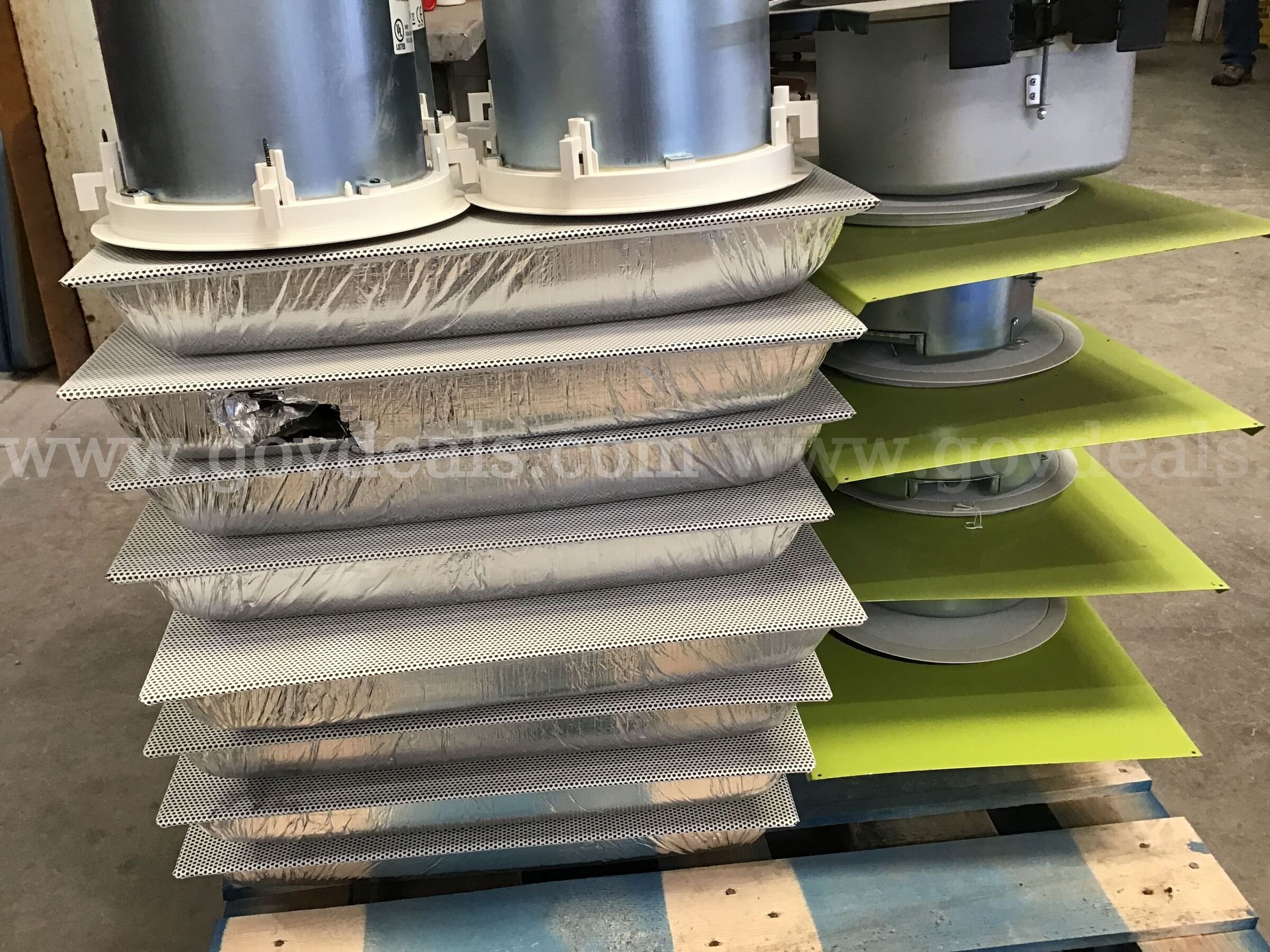 Lot 5 Audio Equipment - 402 lbs  402 Government Surplus Auction - Photo #3