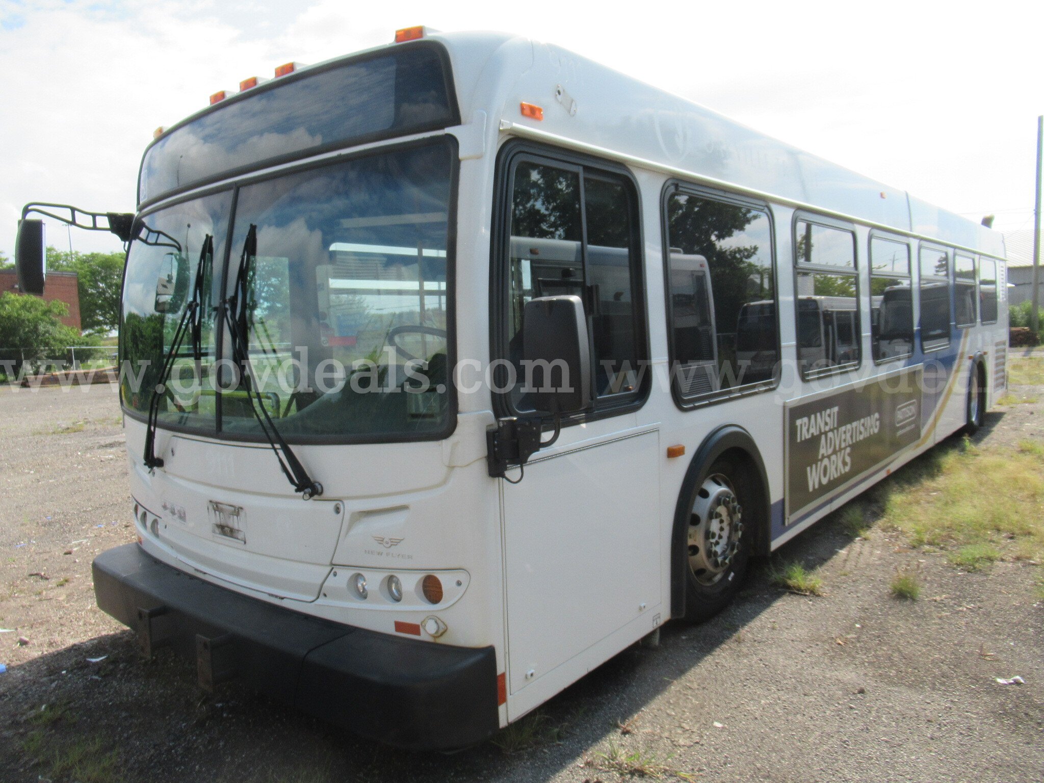 2009 New Flyer New Flyer Transit Bus Government Surplus Auction - Photo #4