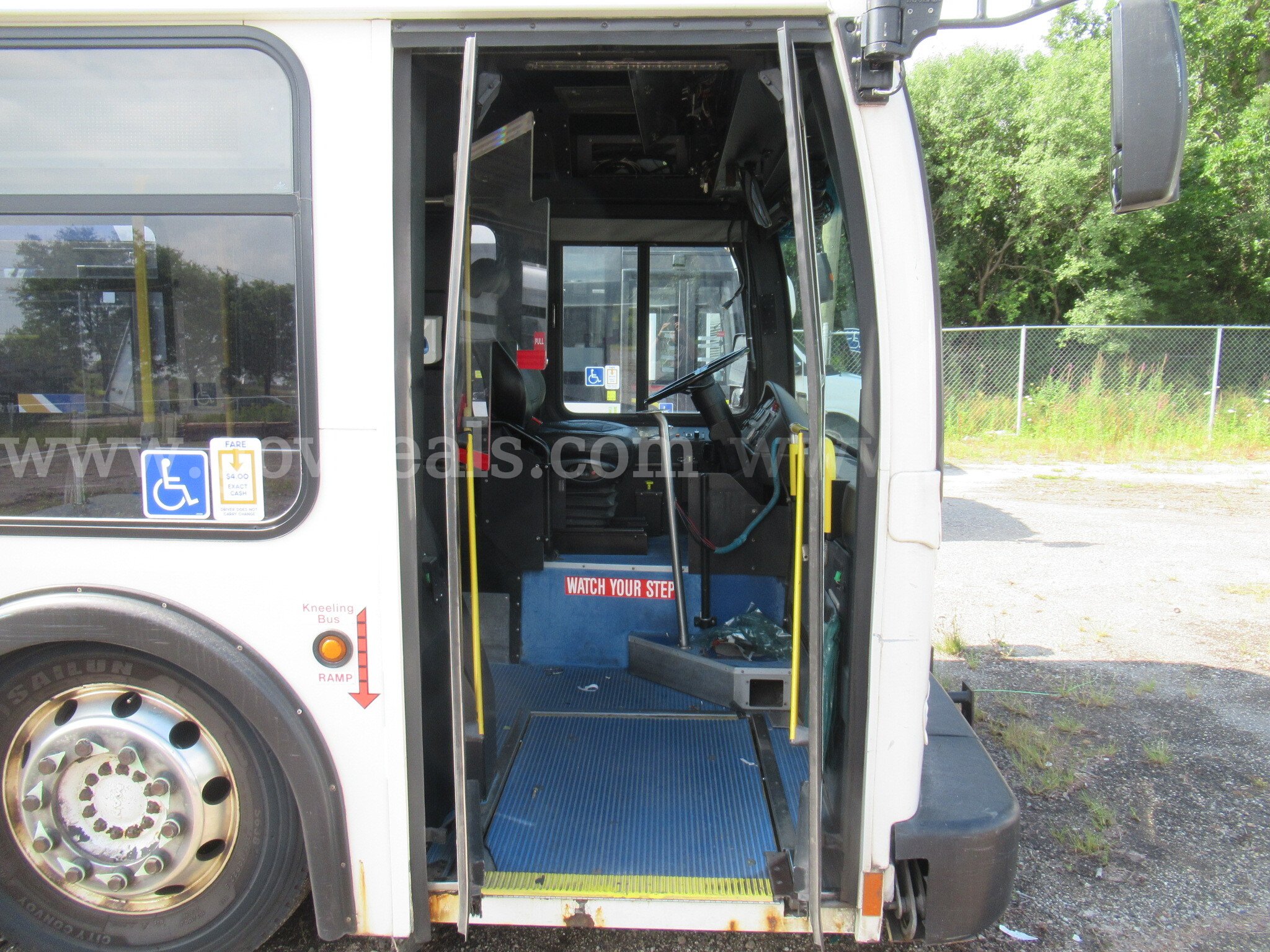 2009 New Flyer New Flyer Transit Bus Government Surplus Auction - Photo #6