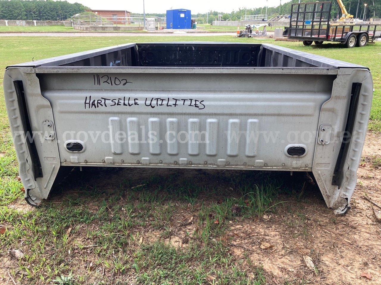 2019 F-250 Truck Bed with Bumper Ford F-250 Government Surplus Auction - Photo #3